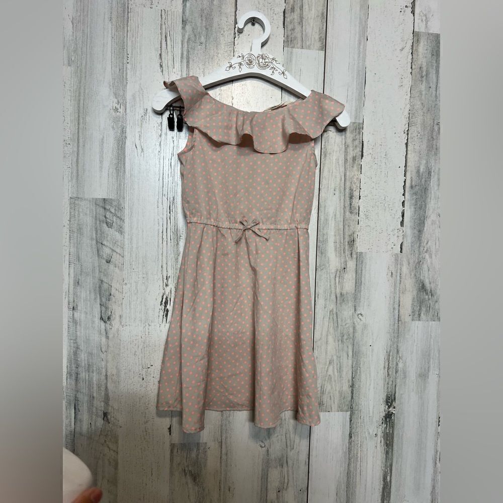 Girls dress
